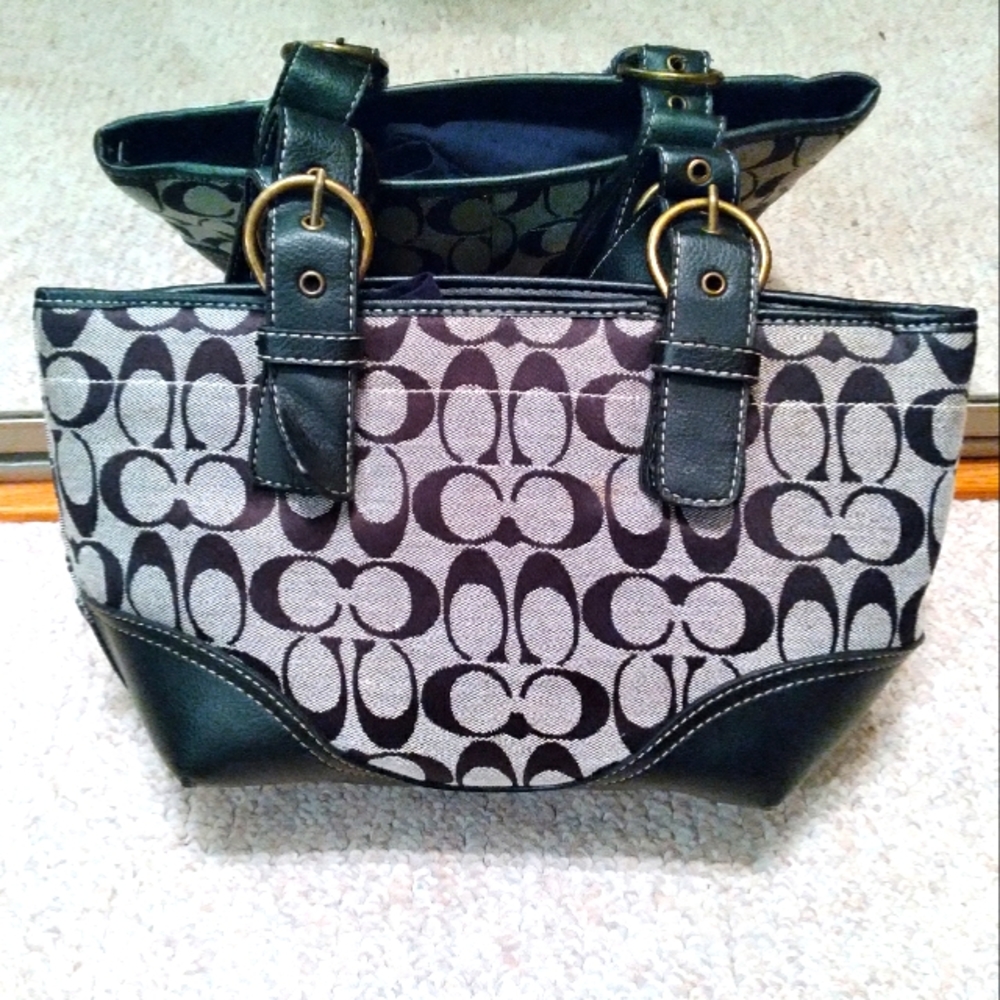 Vintage Coach Classic Print Purse